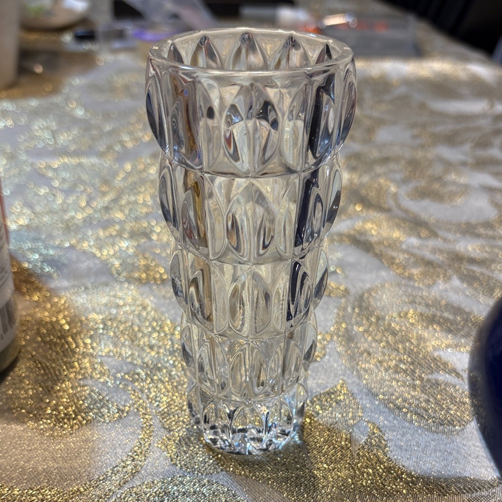 Fostoria Vintage American Lead Crystal Bud Vase - Picture 2 of 4